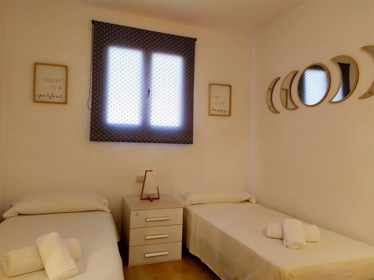 פונטה פרימה Hermosa Casa Con Piscina Cerca De La Playa De Punta Prima מראה חיצוני תמונה